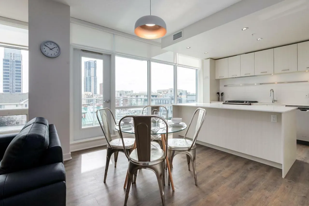 Underwood Executive Suites By Corporate Stays YYC 아파트